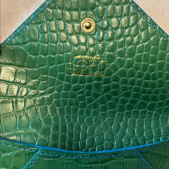 Ann Taylor LOFT Green Croc-Embossed Mini Bag with chain and Scarf Accent - Picture 6 of 11
